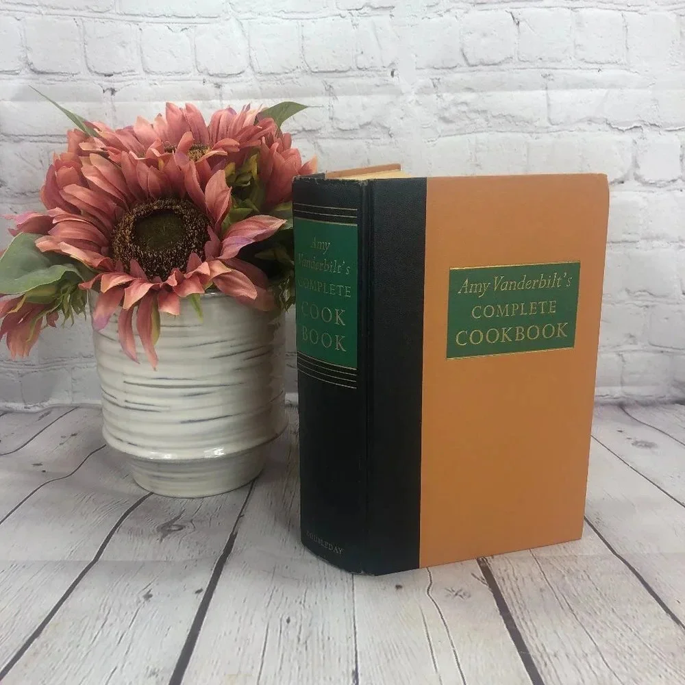 vintage amy vanderbilt's complete cookbook 1961